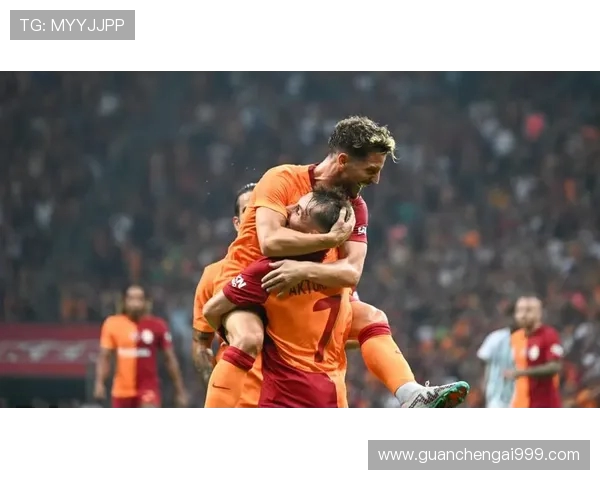 斯基拉：加拉塔萨雷、贝西克塔斯询问卡拉布里亚转会动向(2)